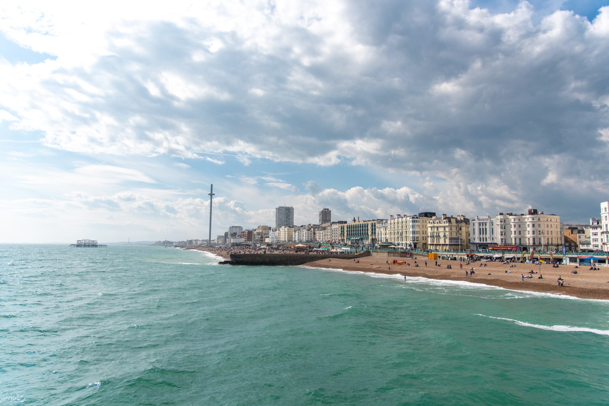 Best Places to Visit in England - Brighton Beach